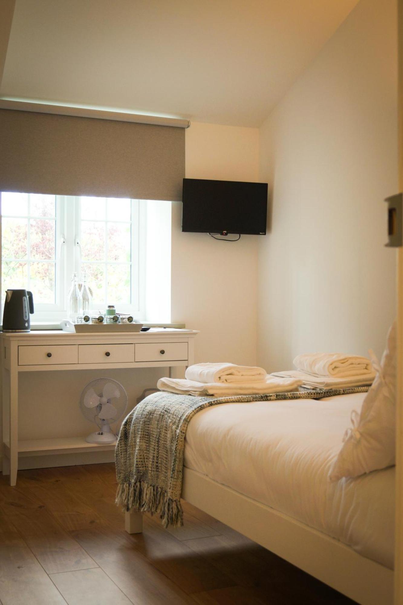 Lemon Tree Rooms - Newly Refurbished Coastal Stay Swyre Exterior foto